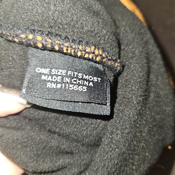 Five Nights at Freddy's Fazbear Laplander Bioworld Beanie Hat EUC WARM Snow - Picture 7 of 8